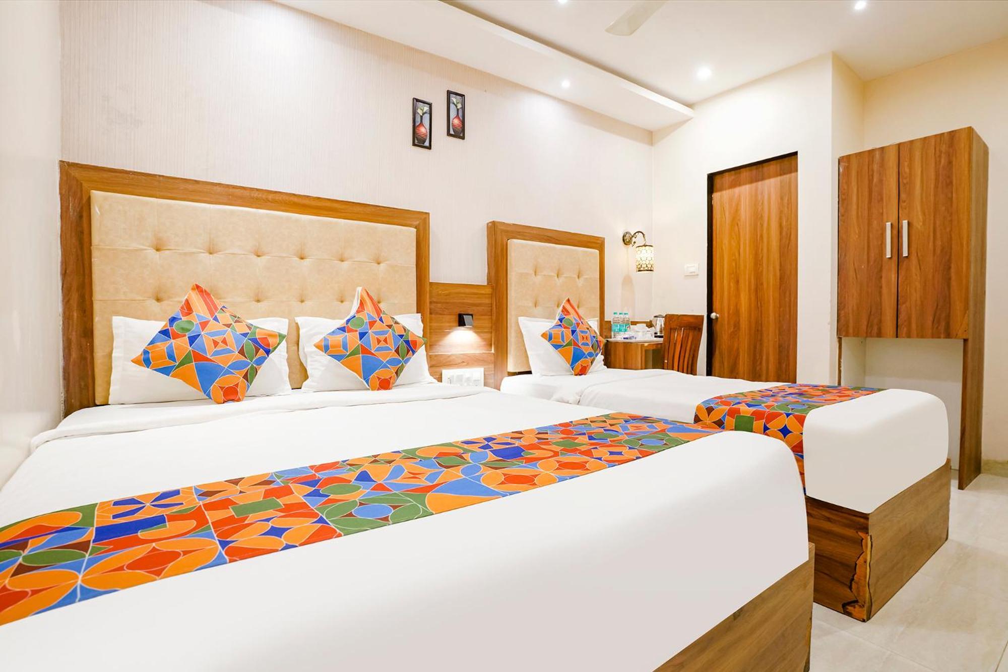 Fabhotel Amber Palace - Nr Fort & Csmt Station Mumbai Exteriör bild