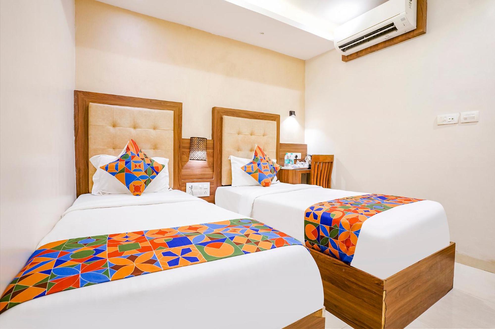 Fabhotel Amber Palace - Nr Fort & Csmt Station Mumbai Exteriör bild